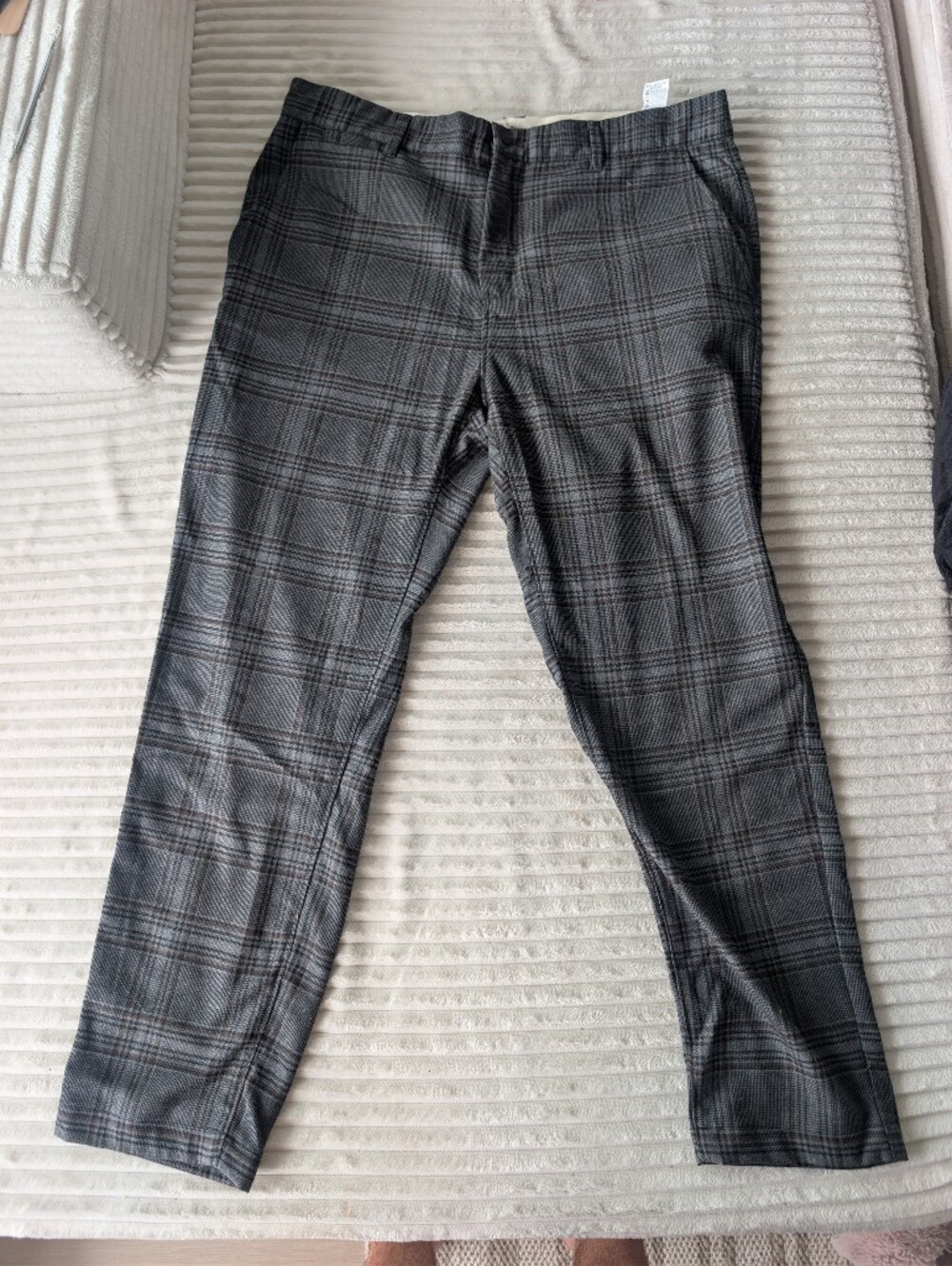 Zara Men’s Black and Gray Plaid Dress Pants